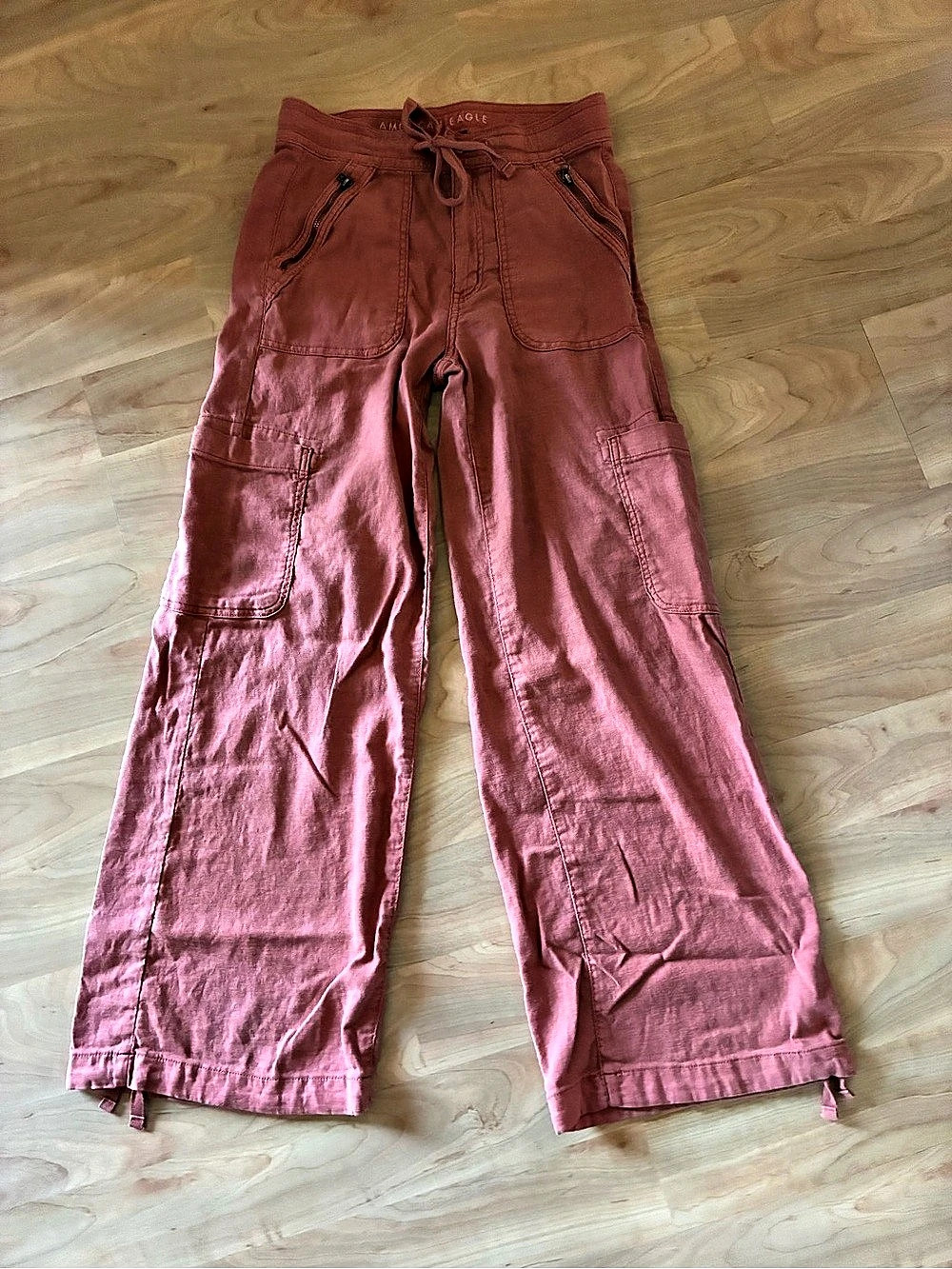 American Eagle AE Dreamy Drape Linen-Blend Baggy Wide-Leg Cargo Pants Sz 4